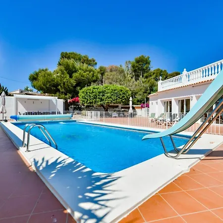 Guzman - Lola Villa Moraira