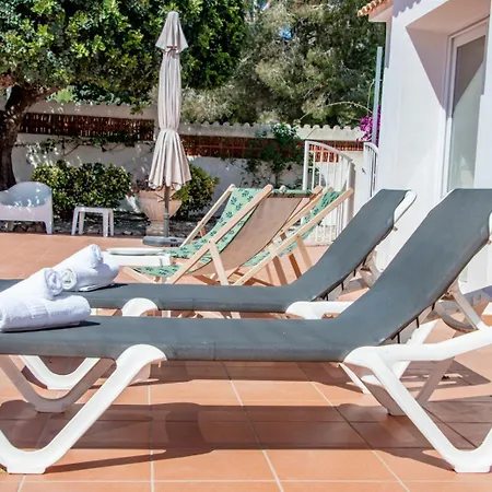 Guzman - Lola Moraira